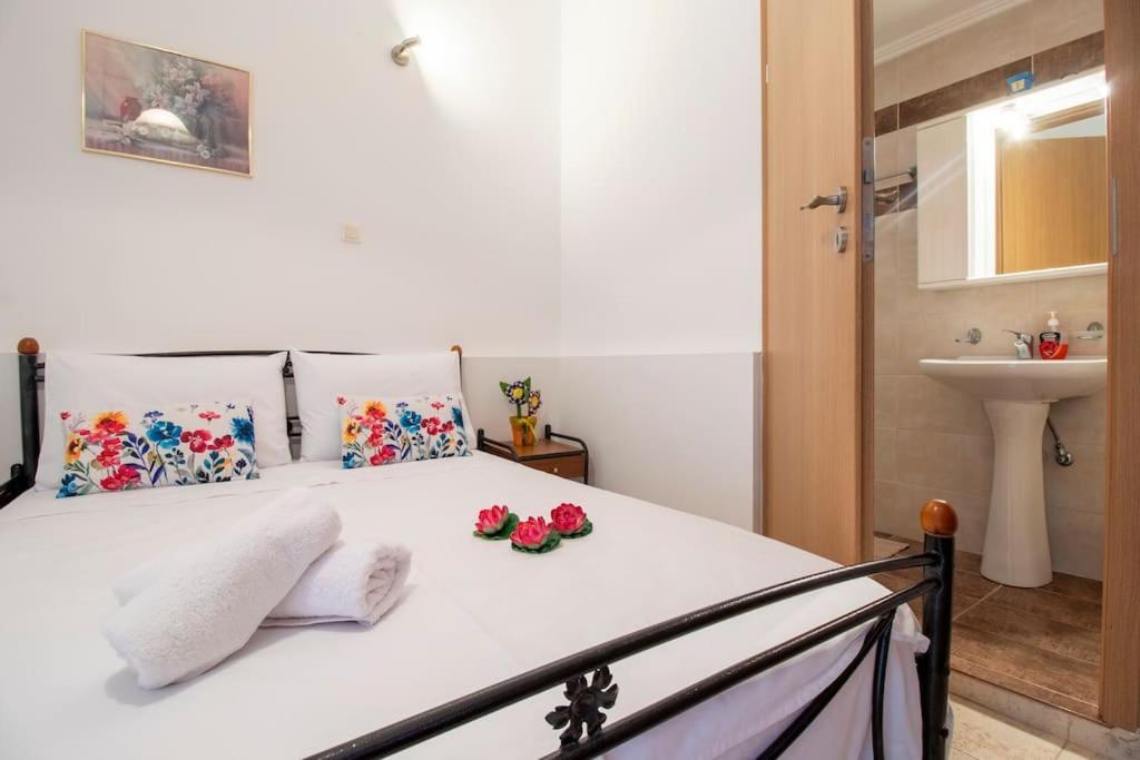 House Of Flowers Near Beach 2 Ierapetra  Exterior photo
